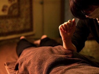 つばき亭の写真/寒さでガチガチの体に。とろける「じっくり圧」で冬の巡りケア◎アジアンテイストな贅沢空間でリラックス！