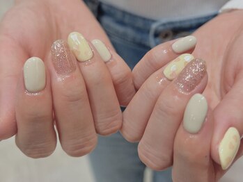 サイン(sin.)/ハートホロネイル