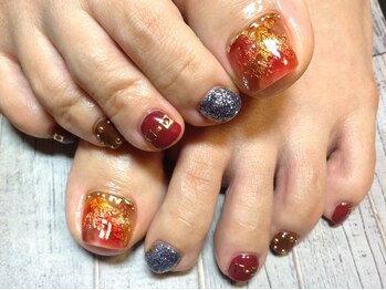 ラウト デコレーションアンドネイルサロン(Lauto Decoration&Nail Salon)/タイダイ柄フットネイル
