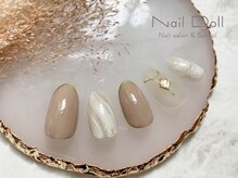 ネイルドール(Nail Doll)/ベージュニュアンス