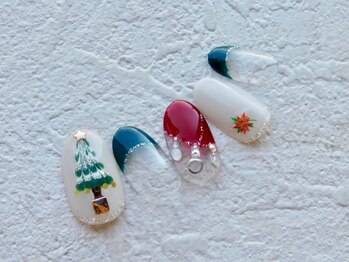 カトルナフ(quatre fois neuf)/手描きクリスマスアートネイル