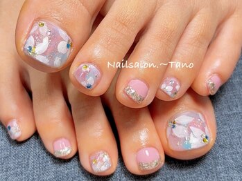ネイルサロン タノ(Tano)の写真/【春のフット準備】サンダルの季節を先取り★角質ケア×鮮やかカラーで自信を持って見せられる美しい足元へ
