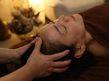 ソナ リトリート(Sona Retreat)の写真/頭の重さ・目の疲れに すっきり整えるヘッドスパ70分
