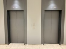 ビューステージ アイブロウサロン 高崎/エレベーターで4階へどうぞ♪