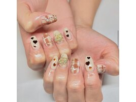 【秋ハートチェックネイル】