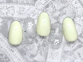黄xシルバーx白フラワー