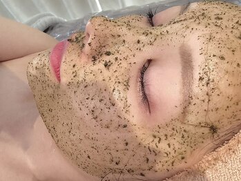 モア 星ヶ丘店(MORE)の写真/毛穴の開き・黒ずみ・開きを改善したい方必見◎ハーブピーリングで毛穴の汚れを除去し、憧れのうる艶肌へ♪