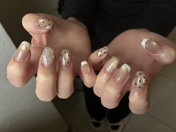 ユーヌ(enue)/ドット×レース　マグフレンチ