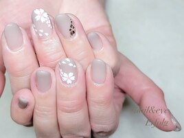 シンプルグラデ×桜ネイル！