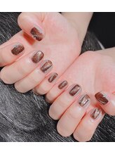 ジョリ チュン(JOLIE TRUONG)/