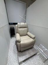 eyelash salon NIL [LEDマツエク/フラットラッシュ/まつげパーマ/ボリュームラッシュ]/リクライニングソファ