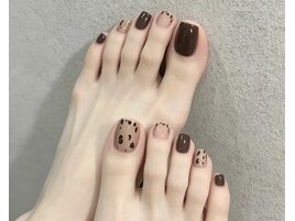 フット持ち込みデザインネイル