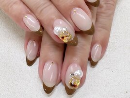 カーキフレンチネイル¥8800