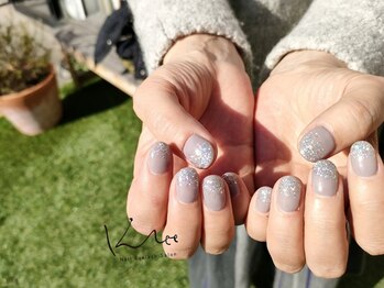 クレー(Klee)/美ラメグラデーションネイル