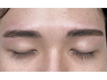 ネオリーブ エクラ 上野御徒町店(Neolive eclat)/メンズアイブロウ