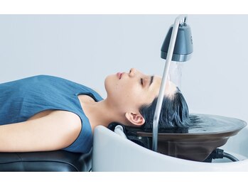 ミンガラー(Mingalar)/頭浸浴