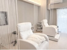 エイミー 心斎橋堀江(aimee)の雰囲気（シンプルな内装が大人気！落ち着く空間でマンツーマン施術です＊）