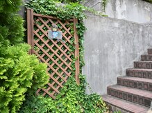 エイチアールオペレーションセンター誠(HR operation center)/小さい看板