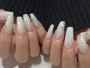 シェルネイル(SHELL NAIL)/クリアフラワー/白/staff:Noa