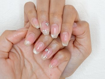 ワンアンドオンリー(One&Only)/チークネイル×マグネットグラデ