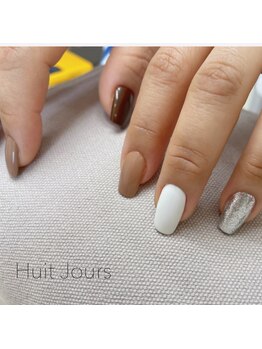 ユイットジョアーズ(Huit Jours)/安定のくまちゃんカラー