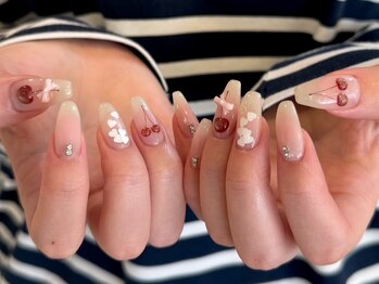 アイネイルトゥー 小倉(ai nail two)の写真/指先をお洒落にして気分もUP♪【10本アートシンプルコース（持込デザインOK)】派手過ぎず大人上品に◎