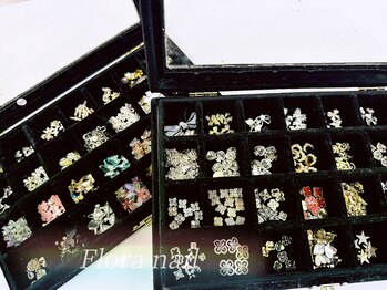 フローラネイルサロン/