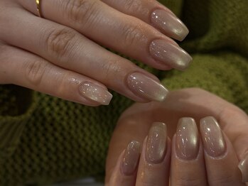 エティル(Etel atelier)の写真/【日々のご褒美に】オフィスにも馴染むシンプル華やかネイル♪