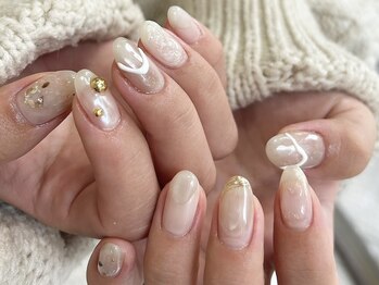 ラクエ(Laque)/ホワイト ゴールド もやもや