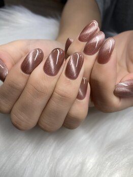 サフィールネイルサフィールネイル(Saphir nail)/キャッツアイネイル