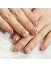 キュント(Qun’t)/ピンクブラウンのチークネイル