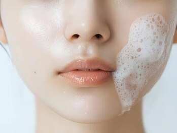 美容コルギサロン コハク(KOHAK)の写真/“肌を育て、磨き上げる”をコンセプトに誕生した、進化系ピーリング「陶肌ピール」◇