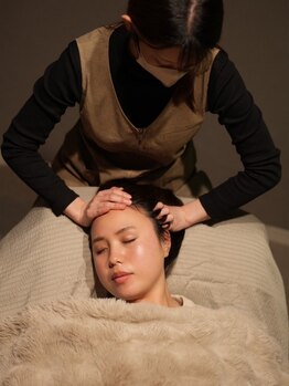 眠りの木/施術風景