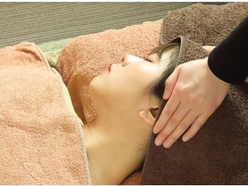 シナジェ 岡山店(Synergye)/小顔頭蓋骨矯正