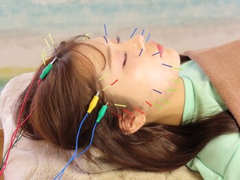 ハウオラ 三軒茶屋(HAUOLA)/施術【美容鍼/小顔/むくみ】