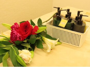 楓リラクゼーション 新宿店の写真/選べる6種のアロマ＆漢方でデコルテまで全身ケア★疲れスッキリ美肌へ◎至福の癒やしを【当日予約OK/新宿】