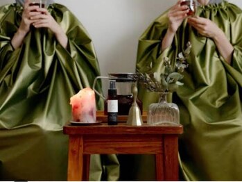 シズク ビューティーサロン(SHIZUKU beauty salon )の写真/カップル、友達、家族と楽しくよもぎ蒸し♪内側から温めてスッキリ