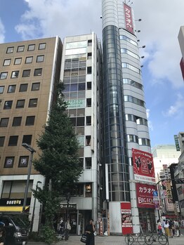 ジャスミン 新宿店(茉莉花)/ビックエコーカラオケ館の隣