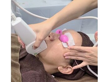 トータルビューティーサロン イシス/