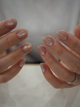 キキ(KIKI)の写真/【カラー300種類ご用意☆】お色の調合可能！絶妙カラーもお任せください♪フィルイン導入×モチの良さ◎