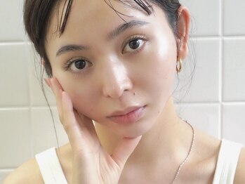 ワクシー 新宿西口店(WAXYYY.TOKYO)の写真/[ペア来店OK]ブライダル人気も◎眉HBL+マツパ+艶肌毛穴レスFACEワックスで叶えるワンランク上の花嫁姿へ…*
