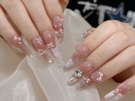 夏トレンドワンホンチークネイル