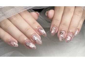 タムタムネイル 本厚木(Tam Tam Nail)/つけ放題、600円パーツ追加