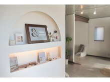 メゾン ネージュ(Masion neige)の雰囲気（アイブロウ用品、コーティング剤販売◎）