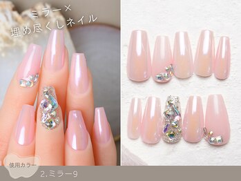 60種類から選ぶトレンドネイル