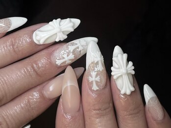 ヒーミー(HYMY)/レース×クロムパーツネイル