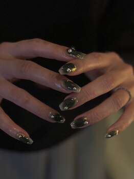 ネイルズ バイ マイ(NAILS BY MAI)/ニュアンスグラデ