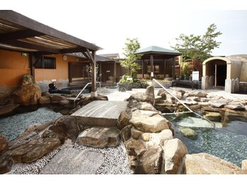 天然温泉 湯花楽 厚木店の写真/【天然温泉♪】種類豊富な温泉やサウナで芯からぽかぽかリラックス♪ボディケア・あかすりも◎
