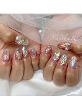 アール 喜多見 成城学園前(R)/うるうるネイル