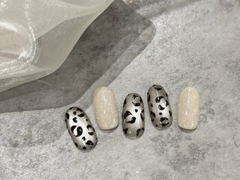 ユニックス サロンアンドスパ UNIX Salon&Spa 浦和美園店/10月のおすすめネイル